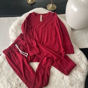 Childshood maroon set sz 4t pants and top